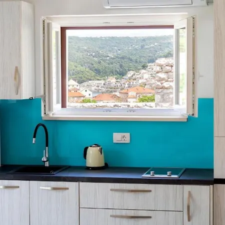 White Stone House Nyaraló